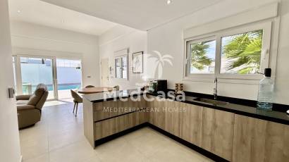 Neubau - Villa -
Benijofar