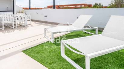 Neubau - Villa -
Roldan