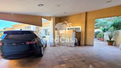 Wiederverkauf - Villa -
Dehesa de campoamor - Campoamor