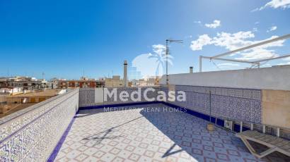 Resale - Penthouse -
Torrevieja - Centro
