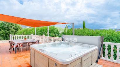 Resale - Villa -
Moraira - El Tesoro