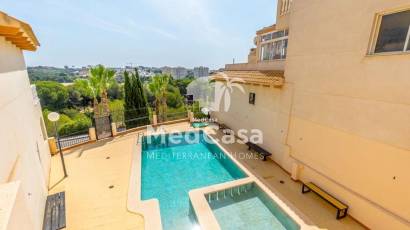 Resale - Apartment -
Orihuela Costa - Campoamor