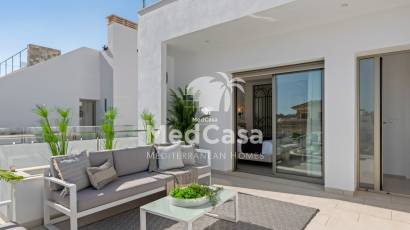 Obra nueva - Villa -
Los Alcázares