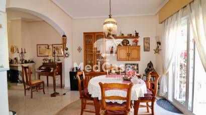 Resale - Townhouse -
Ciudad Quesada - Doña Pepa
