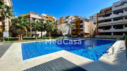 Resale - Apartment -
Torrevieja - Punta prima