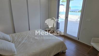 Obra nueva - Villa -
Rojales