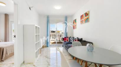 Resale - Villa -
Torrevieja - El chaparral
