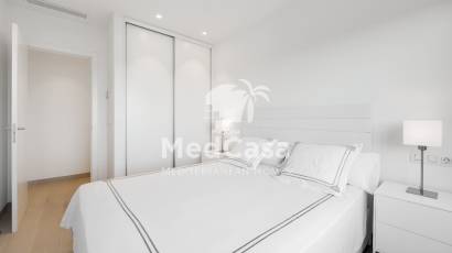 Wiederverkauf - Erdgeschosswohnung -
Golf Las Colinas