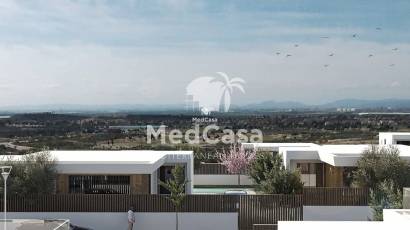 Obra nueva - Villa -
Golf Altaona