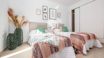 Neubau - Penthousewohnung -
Golf La Finca