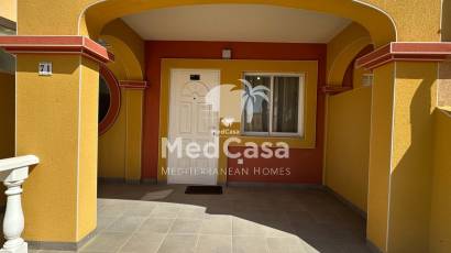 Resale - Townhouse -
Orihuela Costa - La Regia