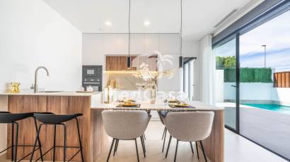 Neubau - Villa -
Roldan