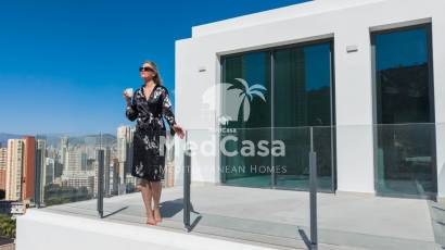 Obra nueva - Villa -
Benidorm