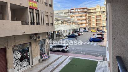Resale - Apartment -
Guardamar del Segura - Center