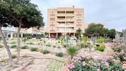 Wiederverkauf - Apartment -
Orihuela Costa - Punta Prima