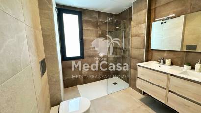 Neubau - Villa -
Dolores