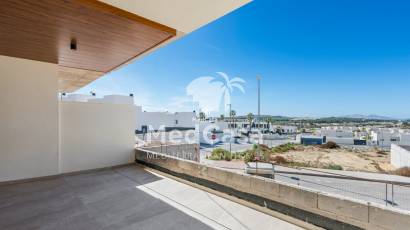 Obra nueva - Apartamento planta baja -
Benijofar