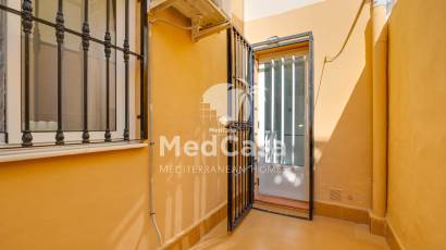 Wiederverkauf - Erdgeschosswohnung -
Torrevieja