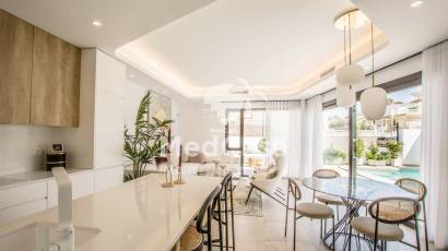 Neubau - Villa -
Orihuela Costa
