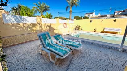 Wiederverkauf - Semi - Detached Villa -
Torrevieja - San Luis