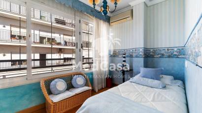 Segunda mano - Apartamento -
Torrevieja - Centro - Muelle Pesquero