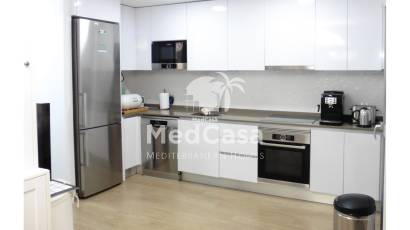 Segunda mano - Apartamento planta baja -
Torrevieja