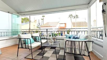 Resale - Villa -
Orihuela Costa - Villamartín