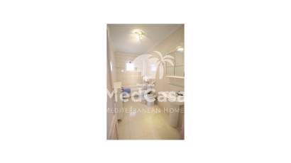 Resale - Villa -
Mil Palmeras