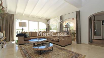 Resale - Villa -
Benissa - San Jaime