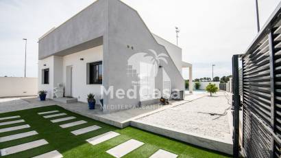 Obra nueva - Villa -
Pinar de Campoverde
