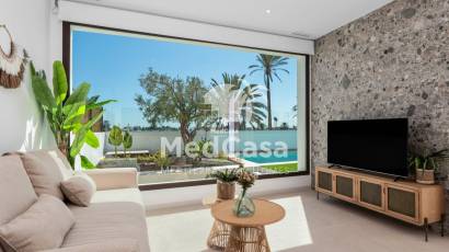 Obra nueva - Villa -
Los Alcázares