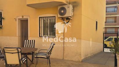 Wiederverkauf - Erdgeschosswohnung -
Formentera del Segura