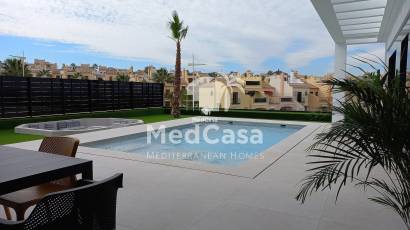 Obra nueva - Villa -
Golf La Finca