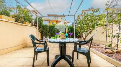 Resale - Apartment -
Orihuela Costa - Altos de Campoamor