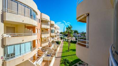 Wiederverkauf - Apartment -
Orihuela Costa - Altos de Campoamor