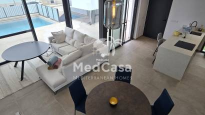 Resale - Semi detached  -
Dolores