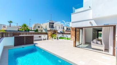 New Build - Townhouse -
Benijofar