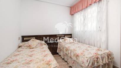 Resale - Apartment -
Guardamar del Segura - CENTRO