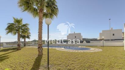 Neubau - Reihenhaus -
San Miguel de Salinas