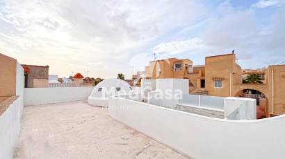 Resale - Townhouse -
Orihuela Costa - Playa Flamenca