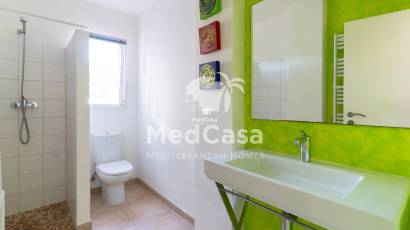 Resale - Villa -
Moraira - Benimeit