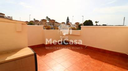 Segunda mano - Villa -
Algorfa - Montebello