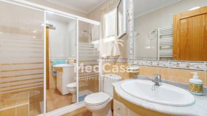 Resale - Apartment -
Orihuela Costa - Campoamor