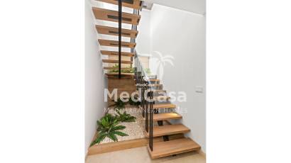 Obra nueva - Villa -
Polop de La Marina