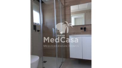 Obra nueva - Apartamento planta baja -
Denia