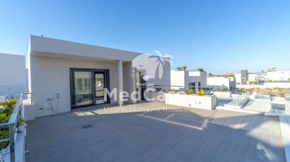 Segunda mano - Villa -
Orihuela Costa - Agua Marina