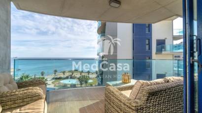 Resale - Apartment -
Torrevieja - Punta prima