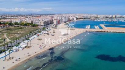 Wiederverkauf - Apartment -
Torrevieja - Playa Los Naufragos