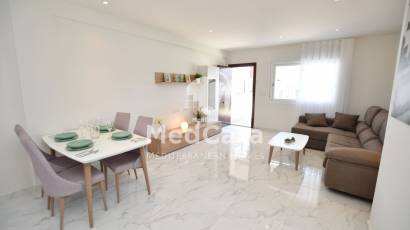 Obra nueva - Apartamento planta baja -
San Miguel de Salinas