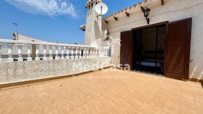 Segunda mano - Villa -
Orihuela Costa - La Zenia